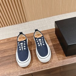 CHANEL Sneakers