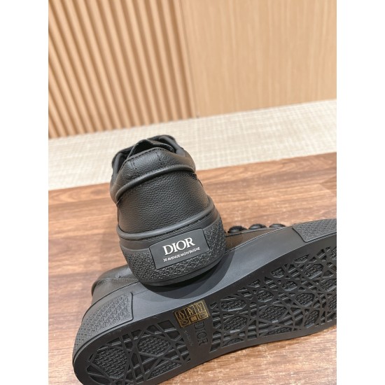 Dior Sneakers