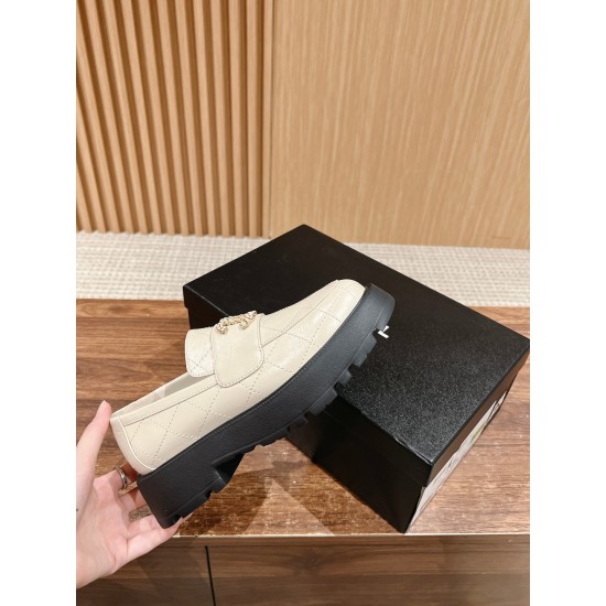 CHANEL Loafers