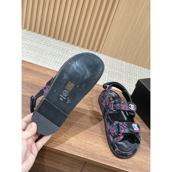 CHANEL Sandals