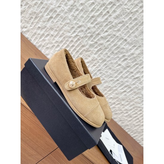 CHANEL Loafers