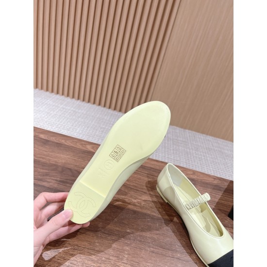 CHANEL Ballerinas