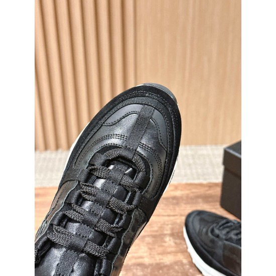 CHANEL Sneakers