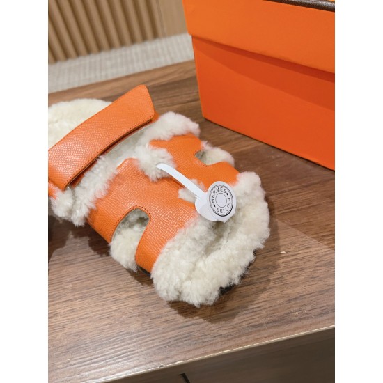 Hermes Slippers