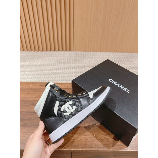 CHANEL Boots