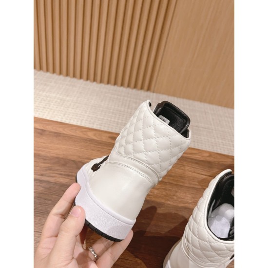 CHANEL Boots