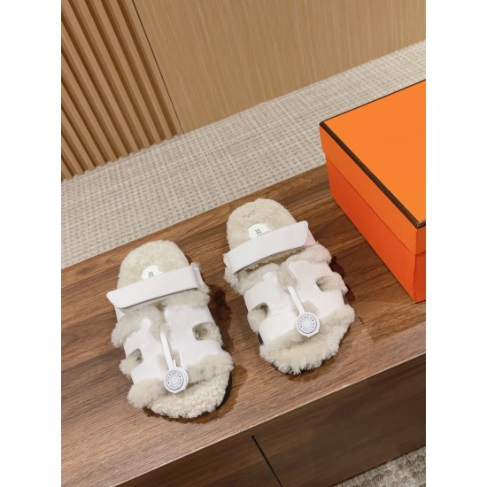 Hermes Slippers