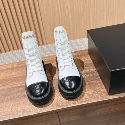 CHANEL Boots