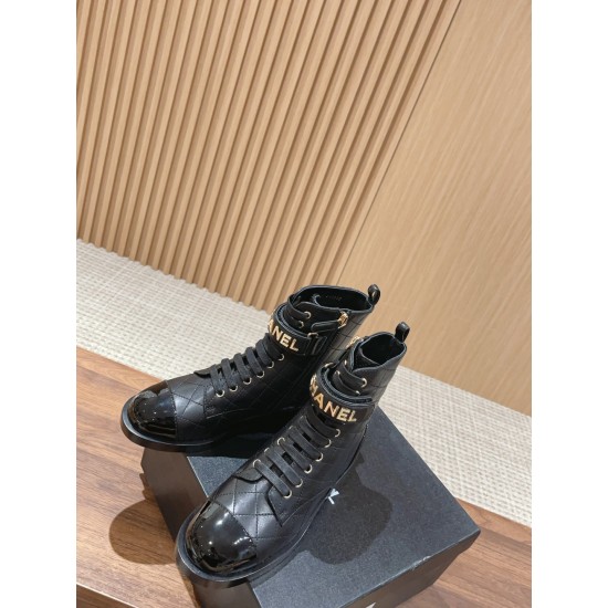 CHANEL Boots