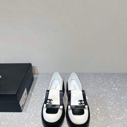 CHANEL Loafers
