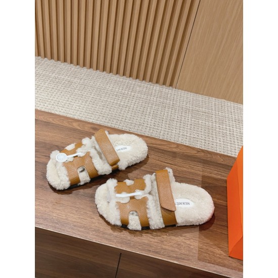 Hermes Slippers
