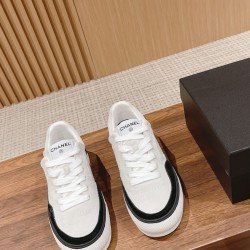 CHANEL Sneakers