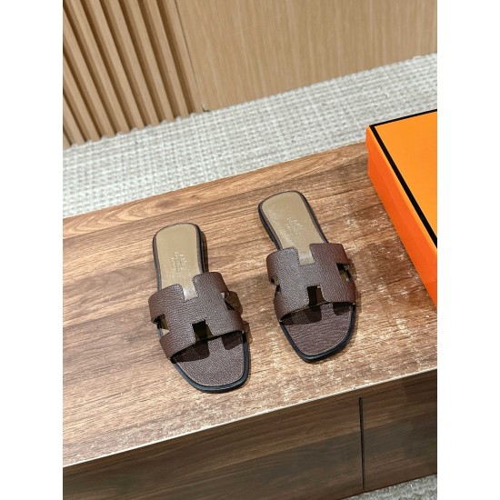 Hermes Slippers