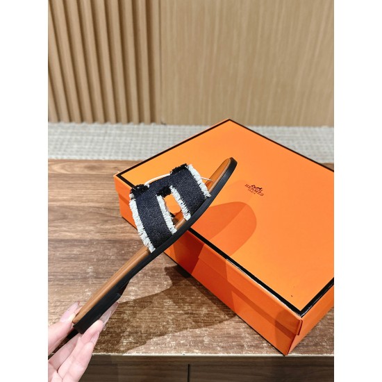 Hermes Slippers