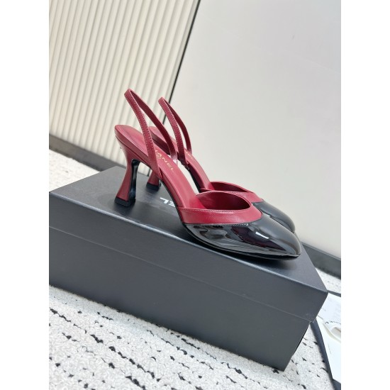 CHANEL Pumps and Slingbacks