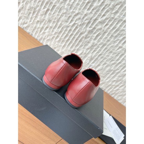 CHANEL Loafers