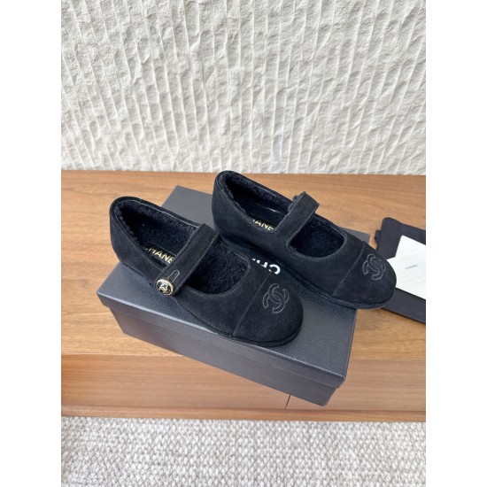 CHANEL Loafers