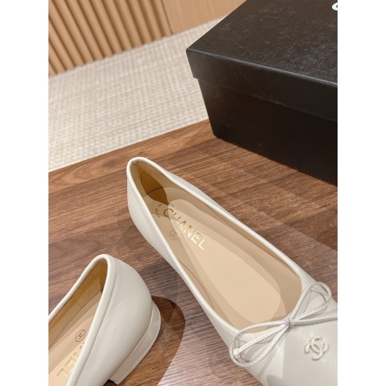 CHANEL Ballerinas