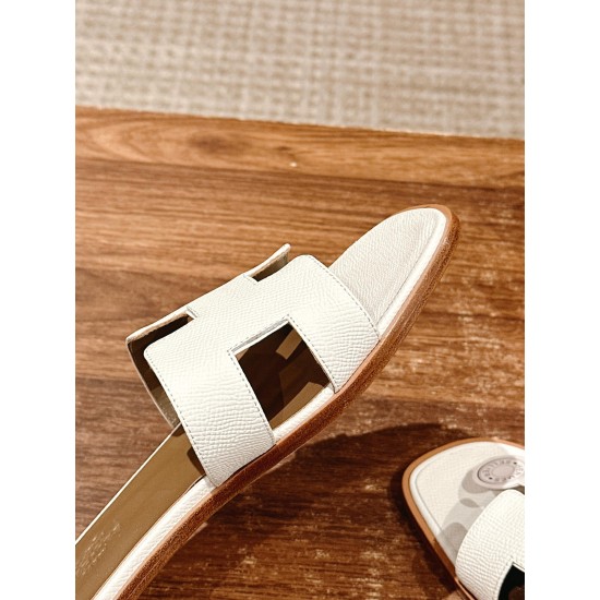 Hermes Slippers