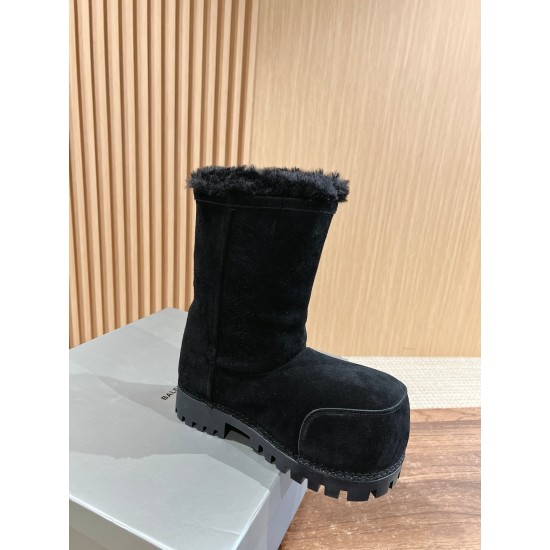 Balenciaga boots
