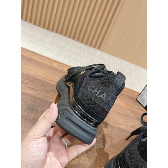 CHANEL Sneakers