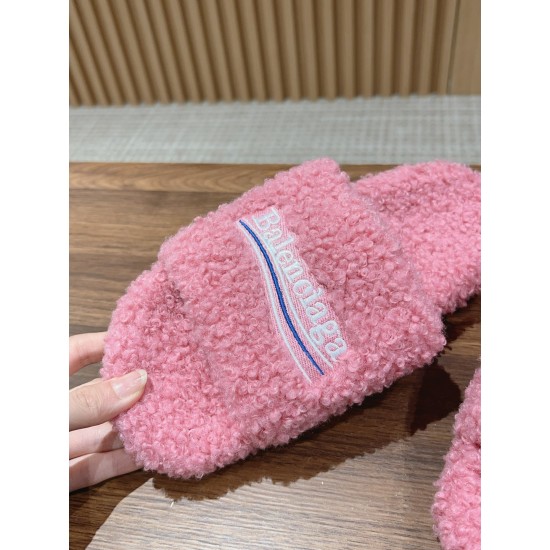  Balenciaga Slippers