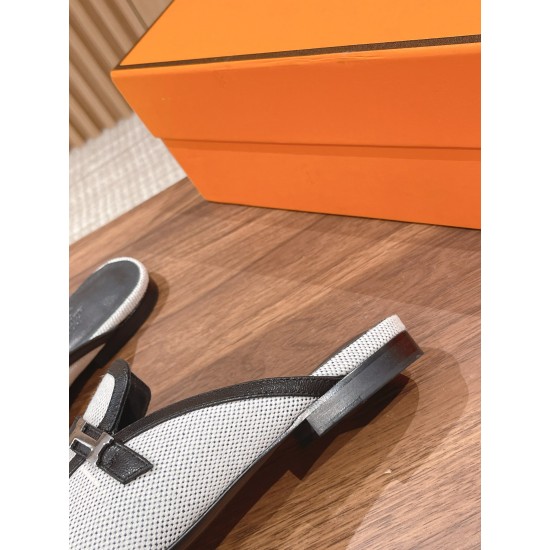 Hermes Iota mule