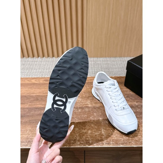 CHANEL Sneakers
