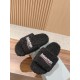  Balenciaga Slippers