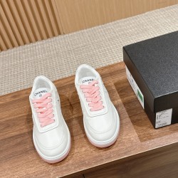 CHANEL Sneakers