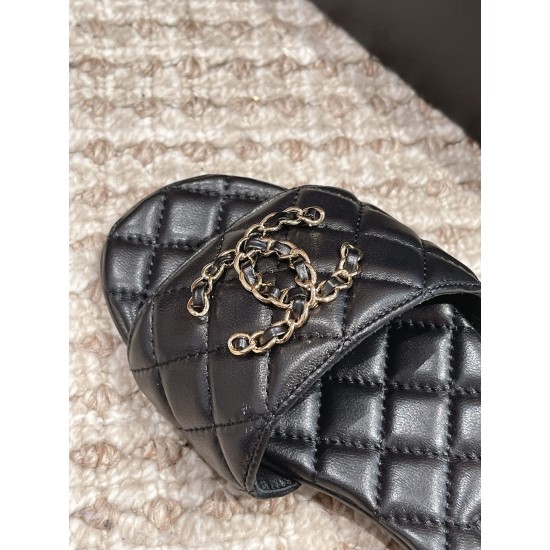 CHANEL Slippers