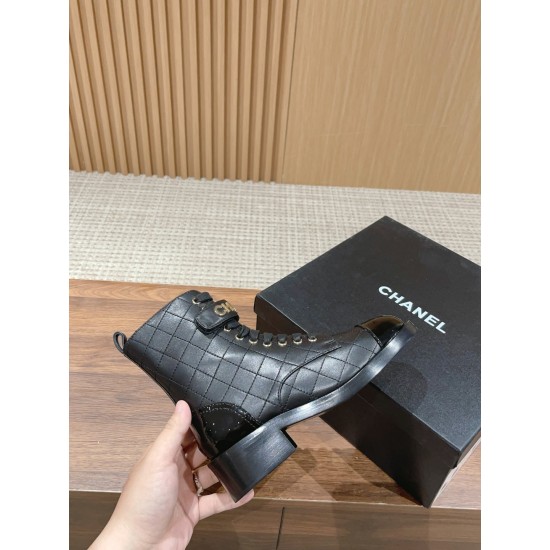 CHANEL Boots