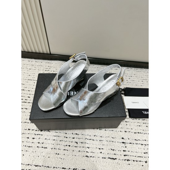 CHANEL Pumps and Slingbacks