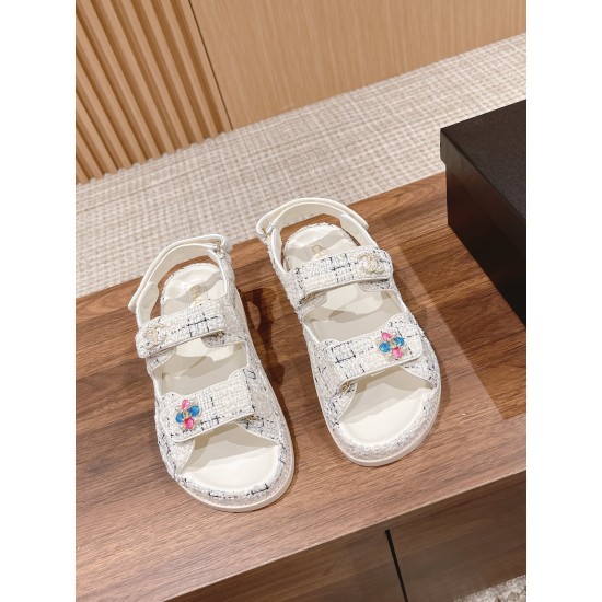 CHANEL Sandals