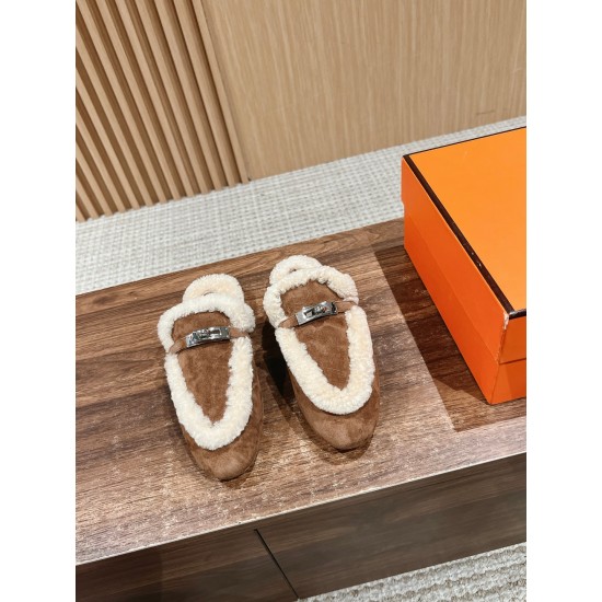 Hermes Iota mule