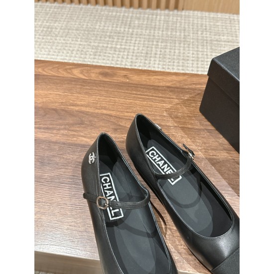 CHANEL Ballerinas