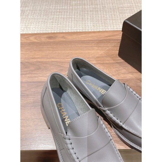 CHANEL Loafers