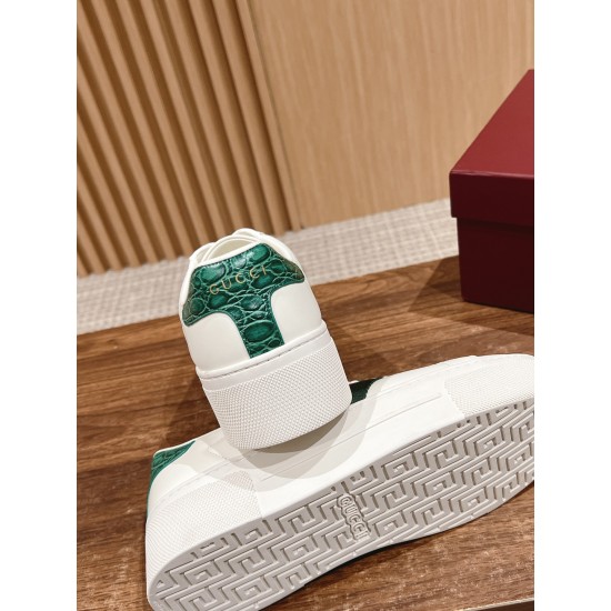 Gucci Sneakers