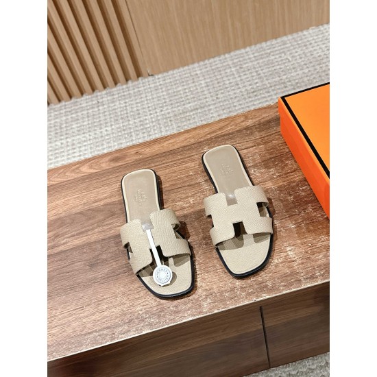 Hermes Slippers