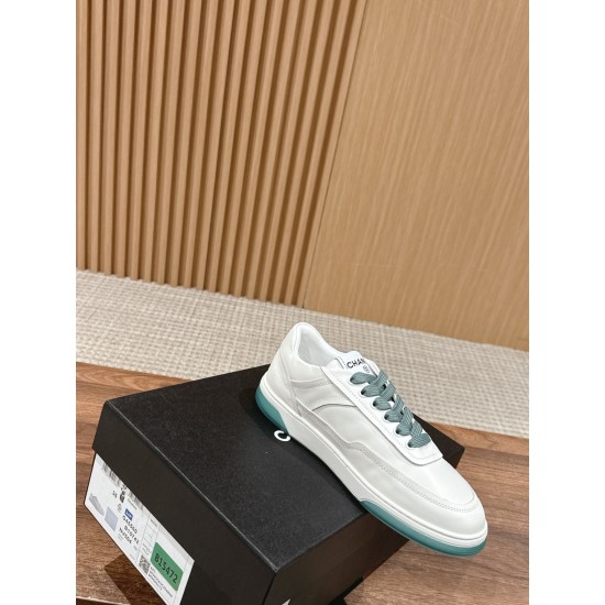 CHANEL Sneakers