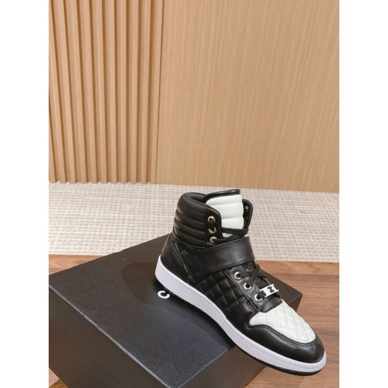 CHANEL Boots