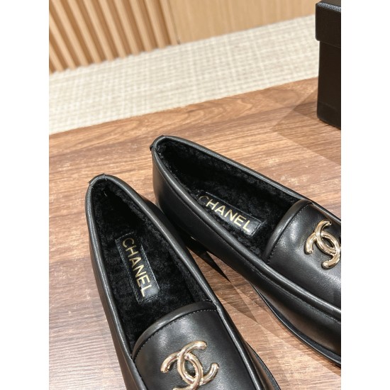 CHANEL Loafers