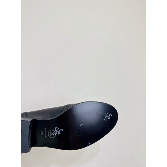 CHANEL Loafers