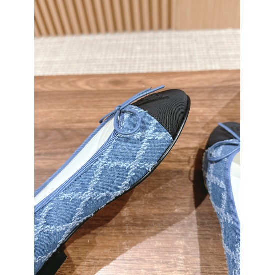 CHANEL Ballerinas