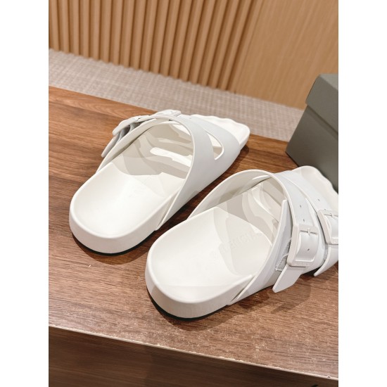  Balenciaga Slippers