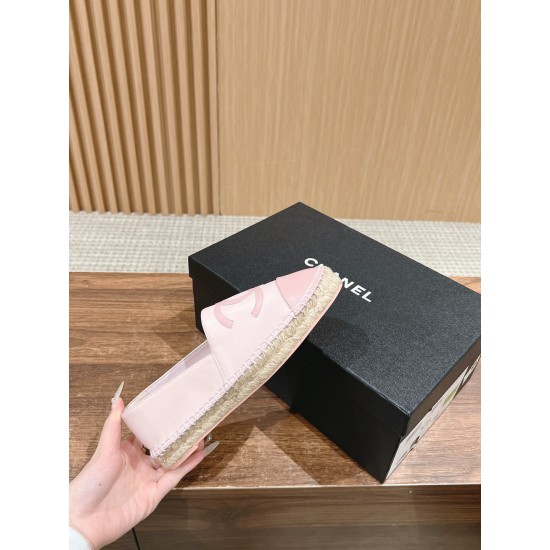 CHANEL Espadrilles