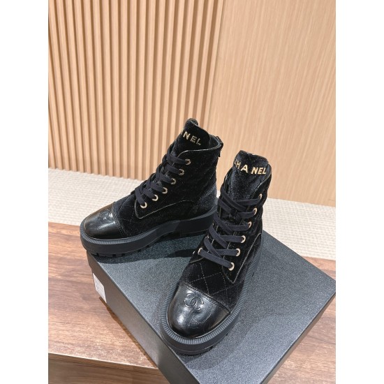 CHANEL Boots