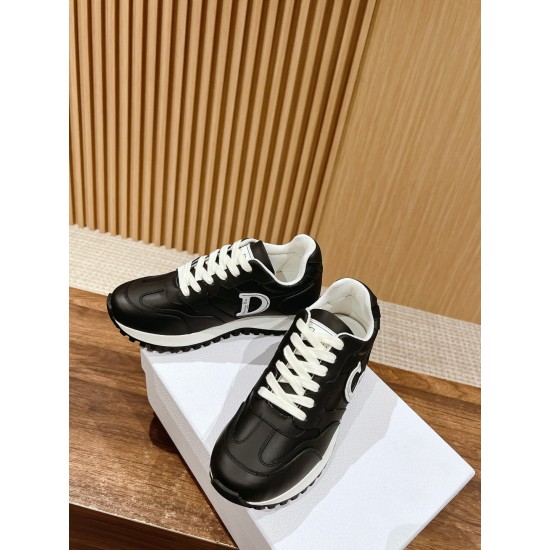 Dior Sneakers