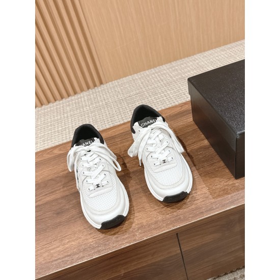 CHANEL Sneakers