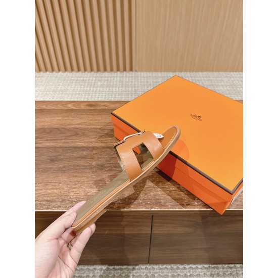 Hermes Slippers
